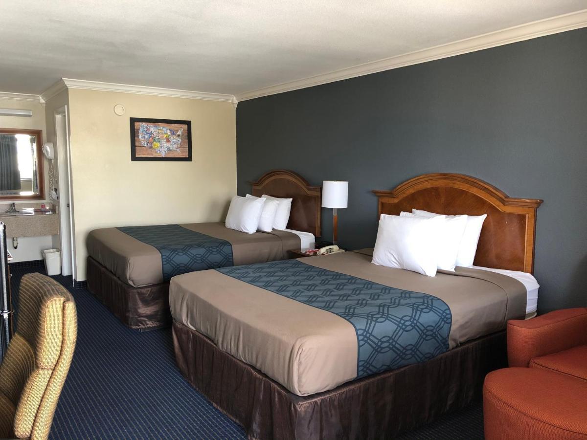 University Inn & Suites San Antonio Ngoại thất bức ảnh