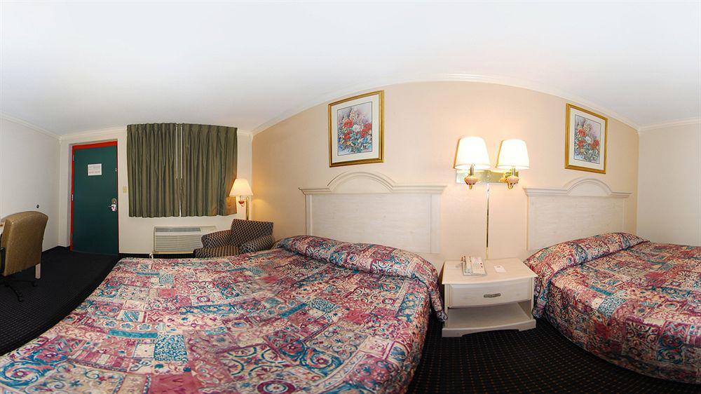 University Inn & Suites San Antonio Ngoại thất bức ảnh