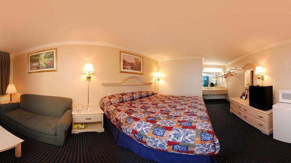 University Inn & Suites San Antonio Ngoại thất bức ảnh